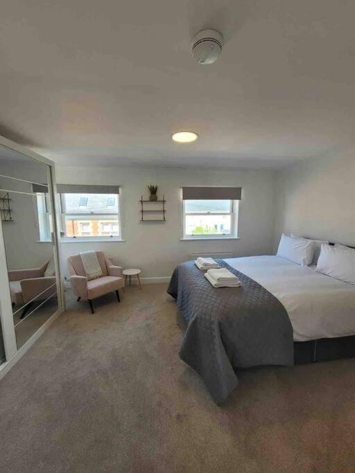 5 Bed Modern Cheltenham Town Centre Home ภายนอก รูปภาพ